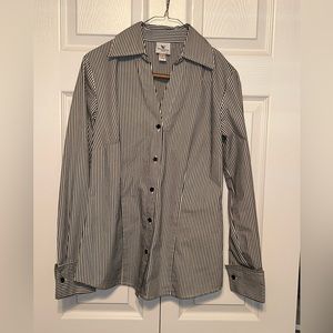 Worthington Stretch Dark gray/white stripe dress shirt‎ Women's Size 6 Business